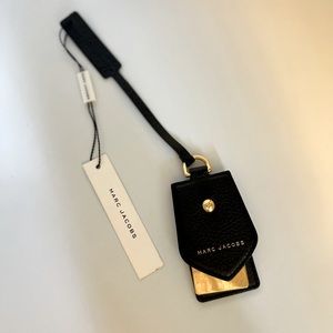 MARC JACOBS Leather Luggage Handbag Shad Hang Tag! NEW!